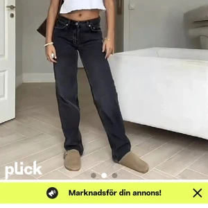 Mid waist jeans  - Jeans från Gina, knappt använda då de är för små:(