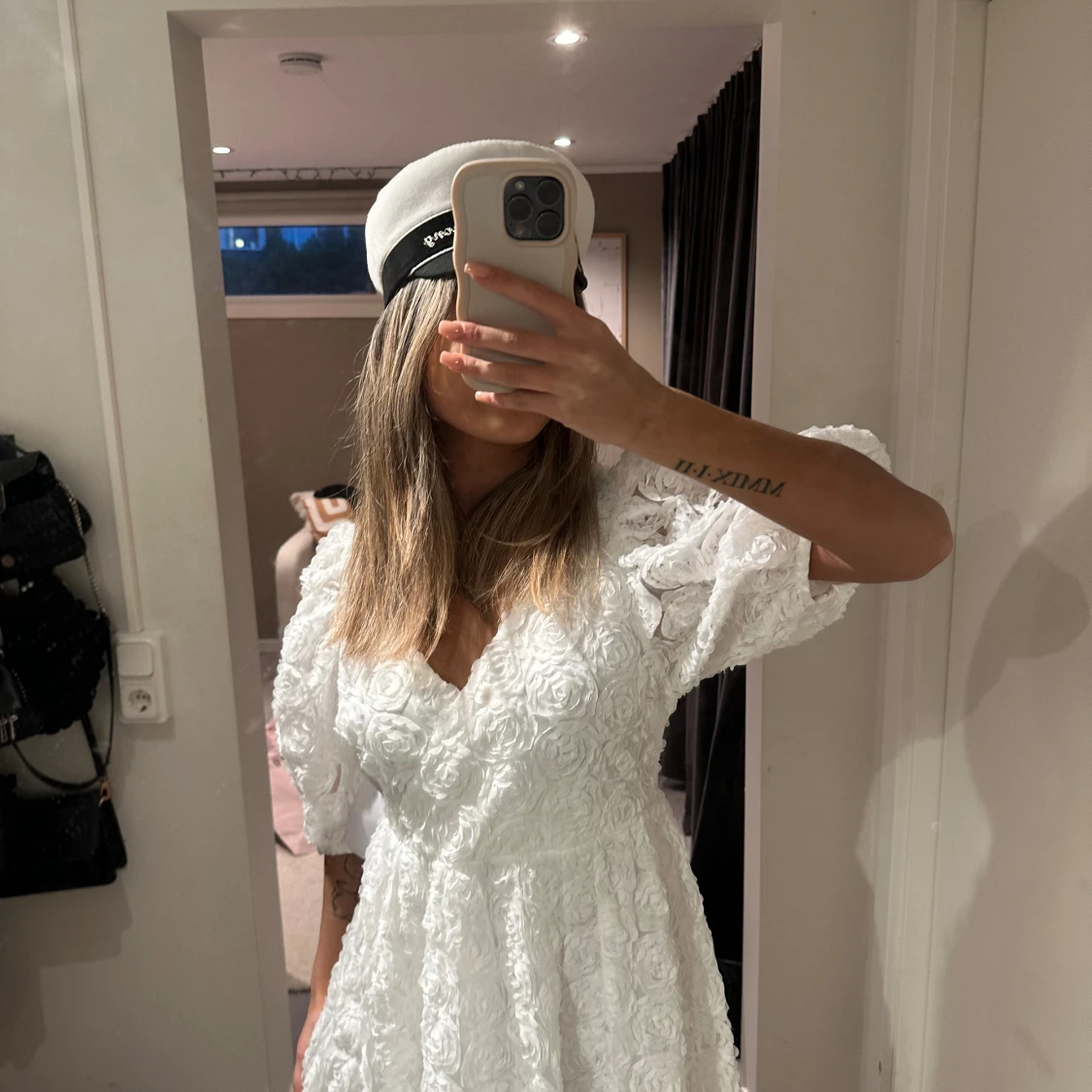 Vit studentklänning  - 90