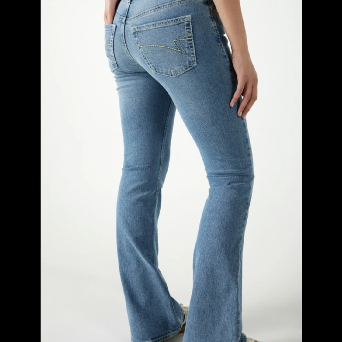 Low waist jeans