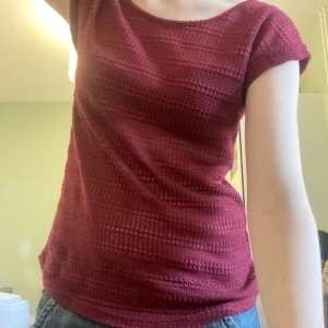 stickad tröja  - skriv om frågor