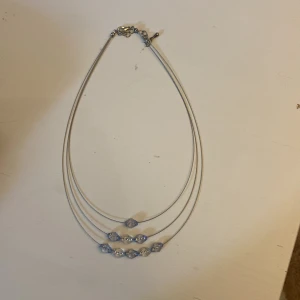 Halsband  - Använt de 1 gång, som nytt❤️ hör av er vid frågor m.m❤️