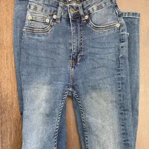 Skinnet jeans från lager 157, bra skick