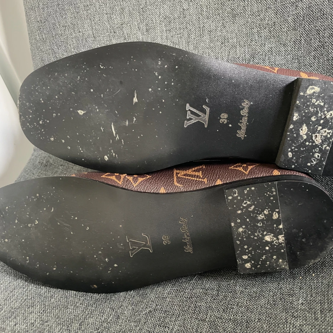 LOUIS VUITTON loafers  - 91