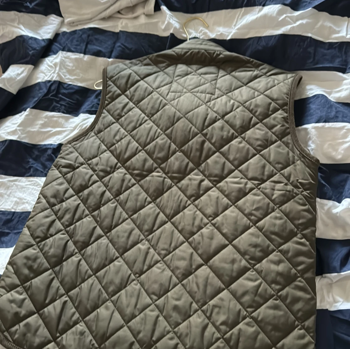 Säljer min Morris väst  - 90