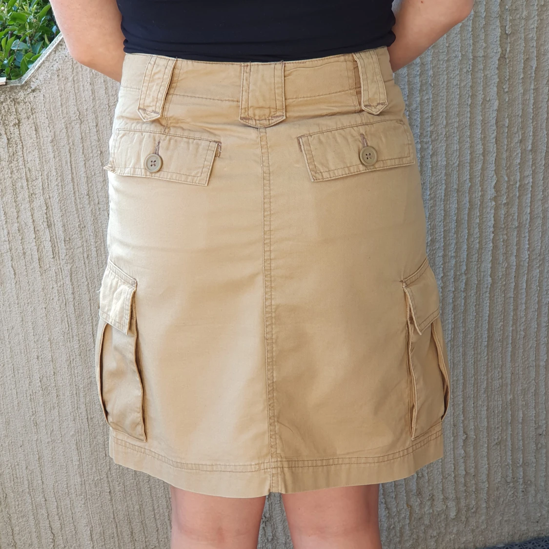 Skön kjol, cargo. Väldigt fint skick. Många fina detaljer. - 90