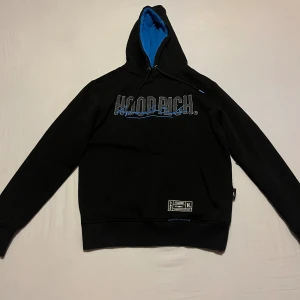 Hoodrich Hoodie - Hej! Jag säljer denna hoodrich hoodie då den inte kommer till någon användning.  Nypris: 850kr Skick 10/10 Pris kan diskuteras!