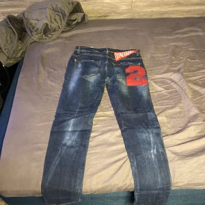 Dsquared 2 byxor storlek M - Bra skick