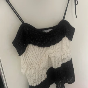 Zara topp - Jättefin tröja från zara i nyskick🥰