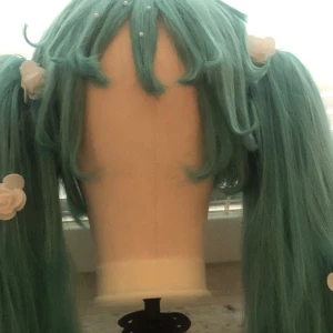 SÄLJER OLIKA COSPLAYS - Hutao Cosplay  Ganyu Cosplay Albedo Cosplay Collei Cosplay Lumine Cosplay  Miku Wig Rin Wig Furina Wig