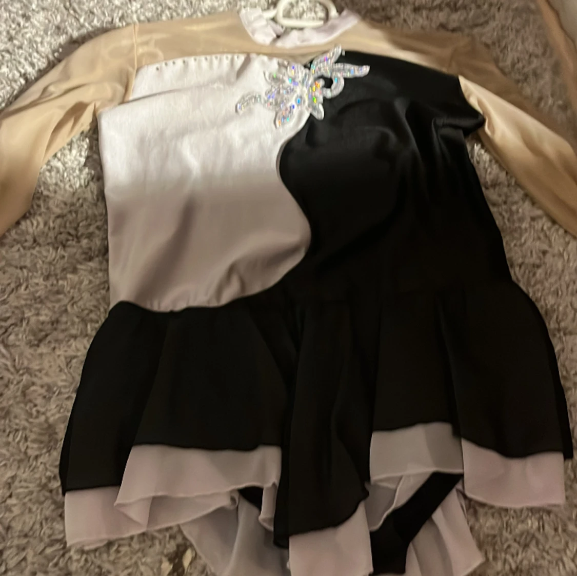 Konståknings kläning 