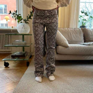 Skitsnygga slutsålda jeans😁👏 - Modell 169