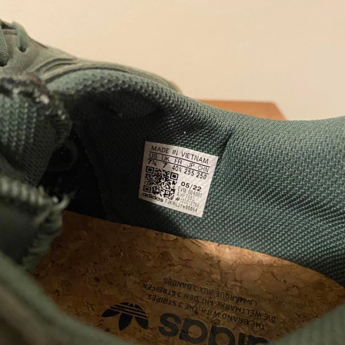 Adidas ozweego i grön färg - 91