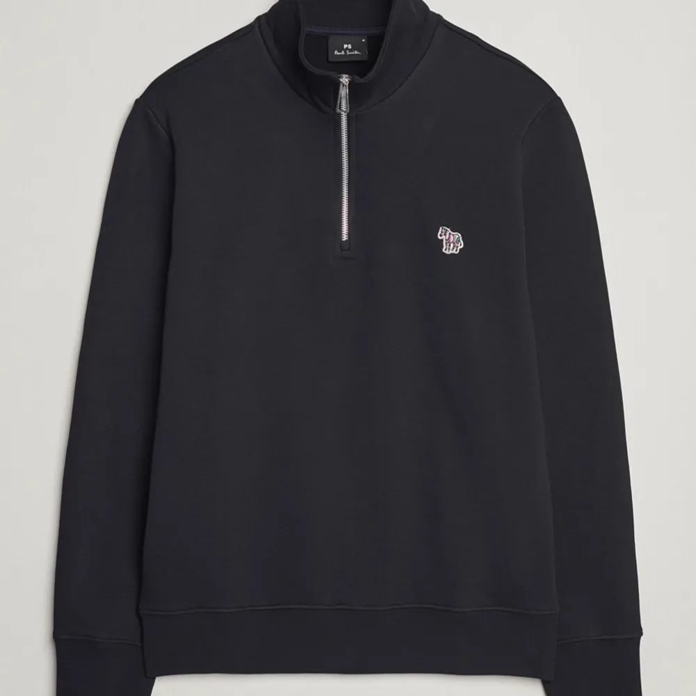 Snygg halfzip av märket Paul Smith. Nypris 1899kr. Tröjor & Koftor.