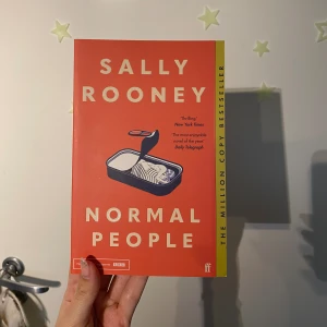Normal people bok - Normal people bok, som är trendig på booktok. Säljer då jag inte kommer läsa den. I ny skick. Pris kan alltid diskuteras!❤️