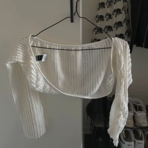 Vit bolero - Bara tvättad, aldrig använd
