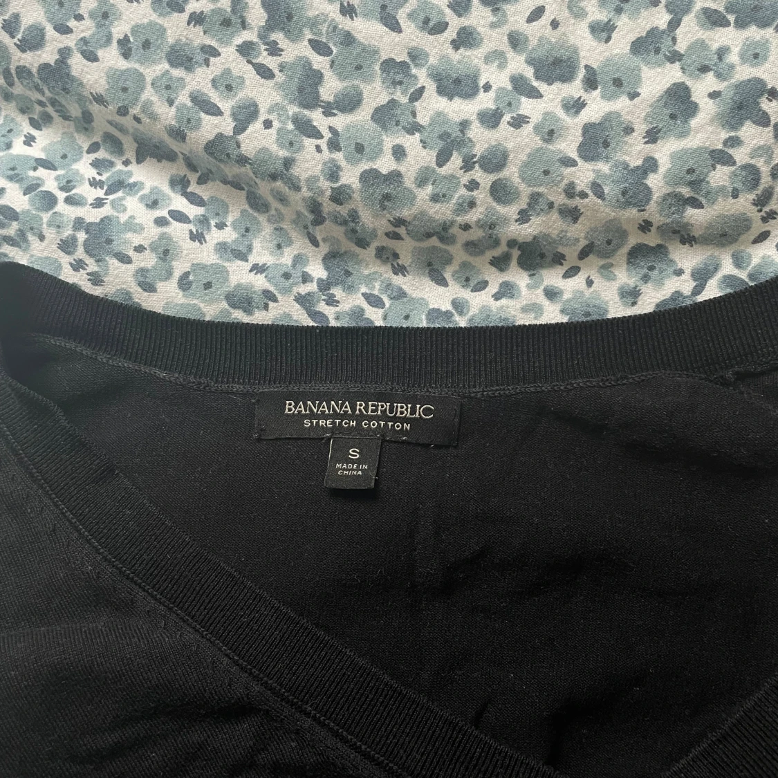 Långärmad tröja v-hals - 90