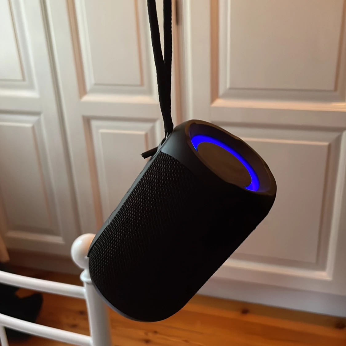 Högtalare med bluetooth laddare med ej med klump till laddaren  - 91