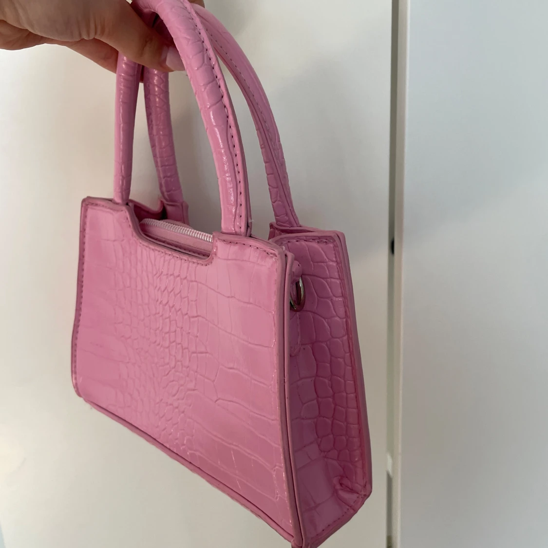 Ljusrosa väska - 90