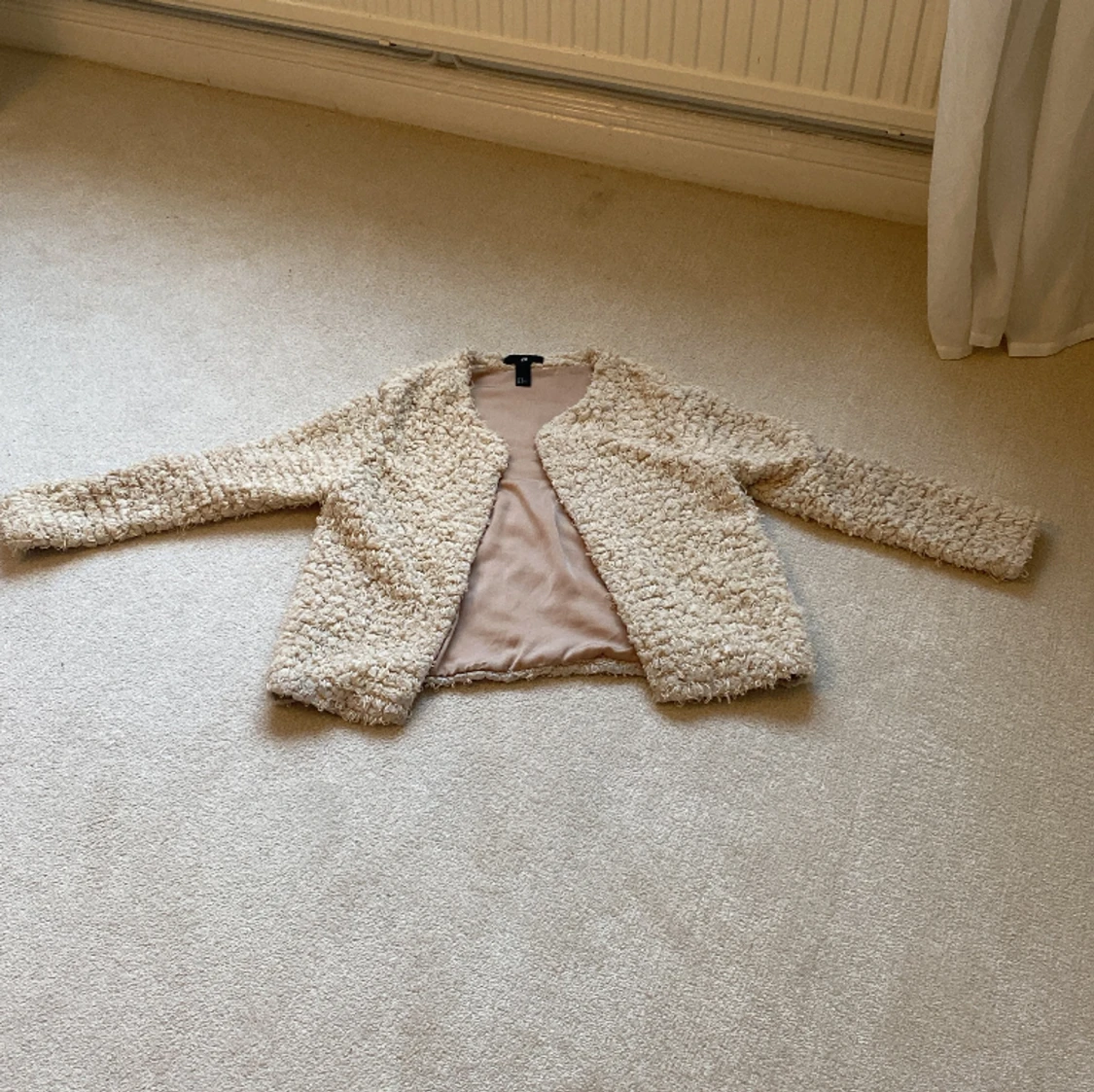 En kofta ifrån H&M - 90