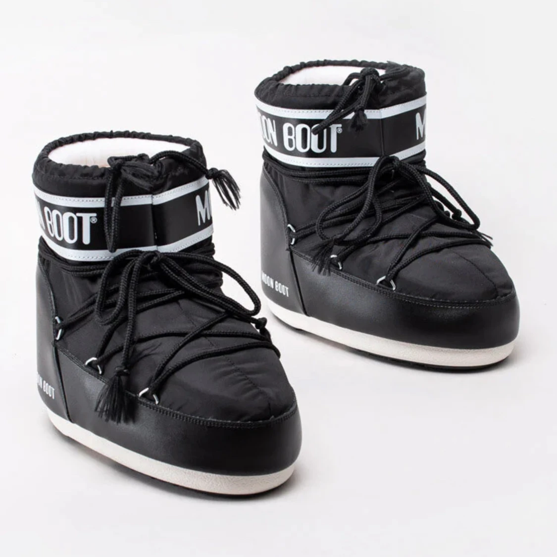 Moon boots svarta