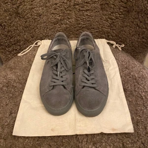 Garment Projects - Dessa är i nyskick, inga skavanker. Vid snabbt köp kan priset förhandlas.