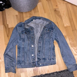 Jeansjacka, Vintage - Nästan oanvänd