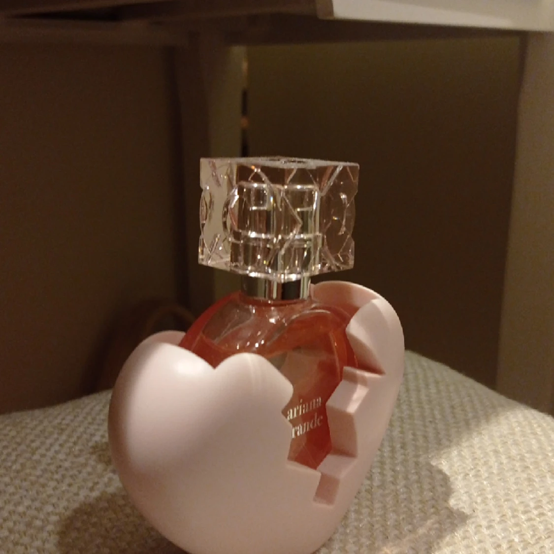 Ariana grande thank you next parfym - 91