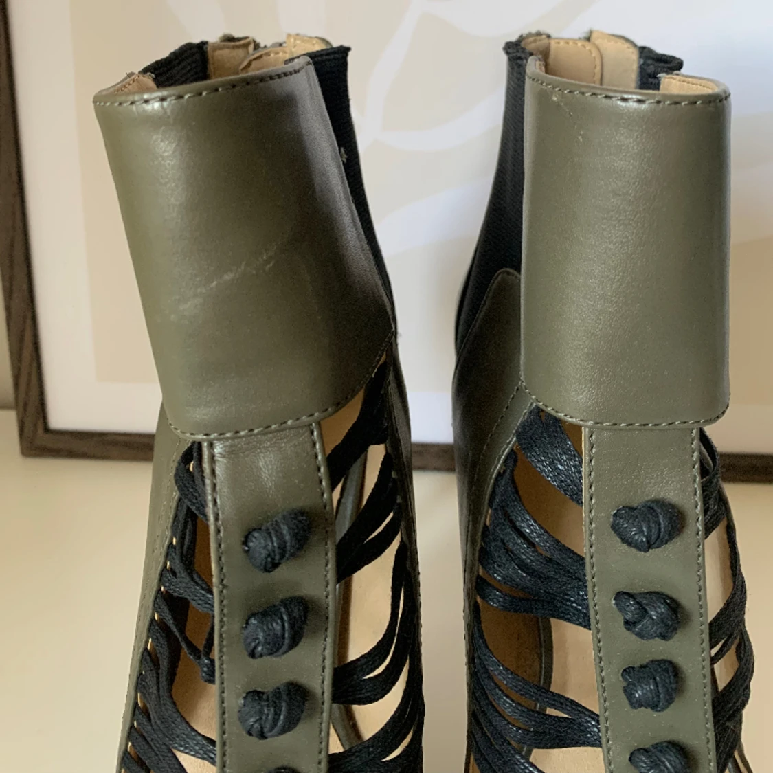 Högklackade skor 39 - 91