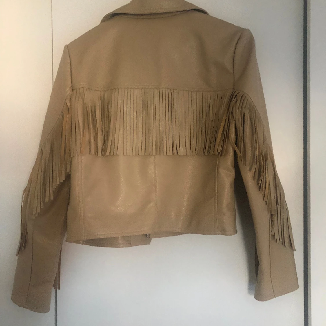 Skinnjacka med fransar - 90