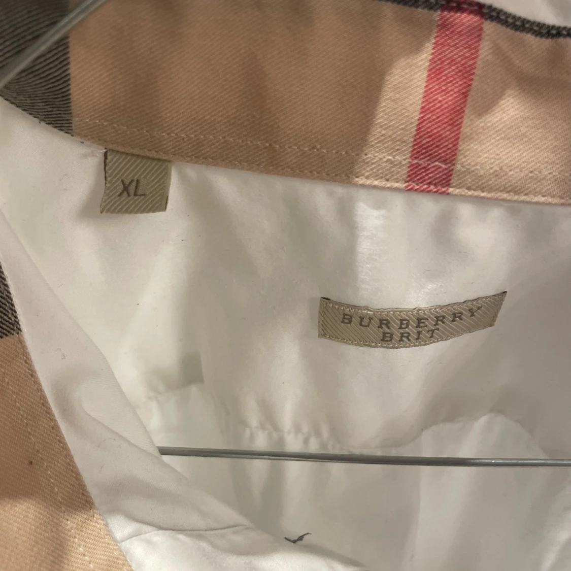 Burberry skjorta! Nästan nyskick! - 91