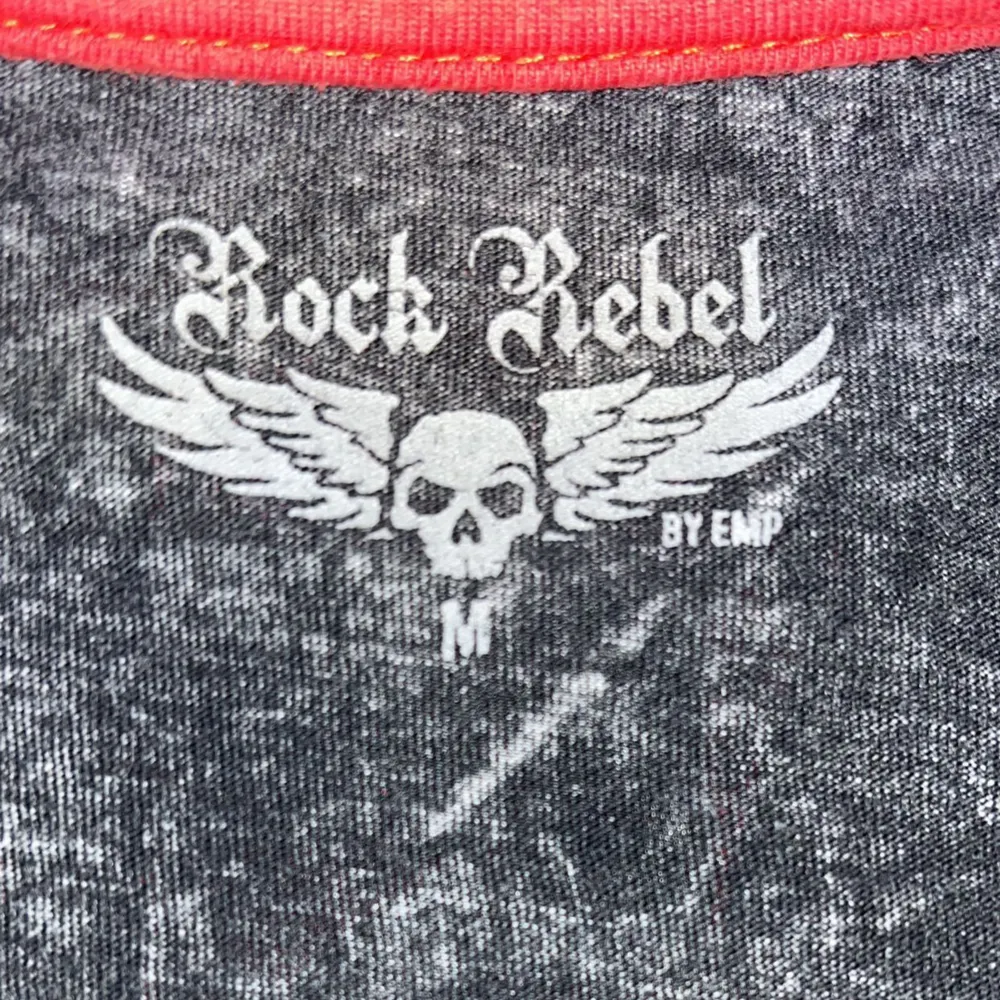 Rock rebel longsleeve nyskick. [Längd 65cm] [Bredd 48cm]. Tröjor & Koftor.