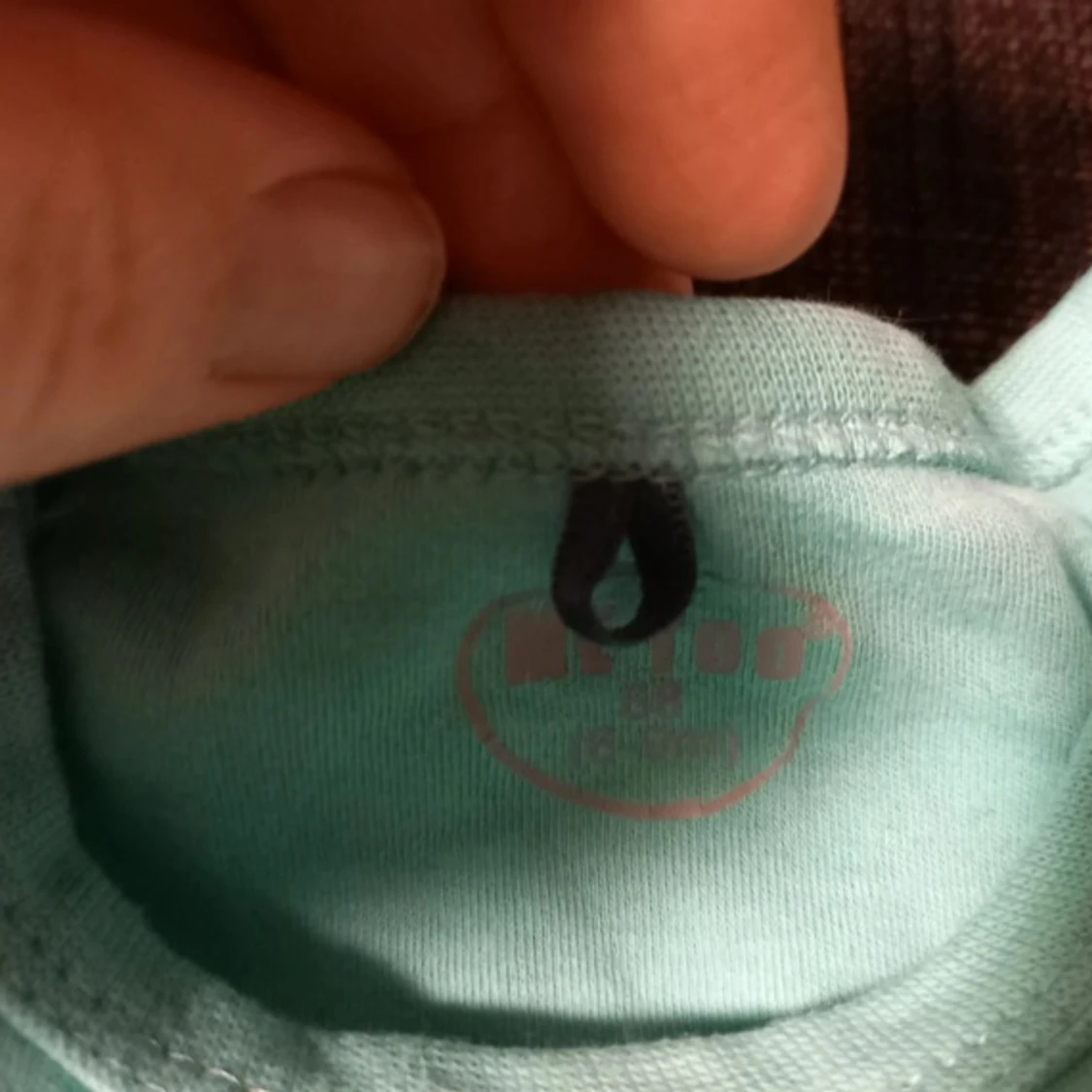 Kortärmad body strl. 6-9 mån - 91