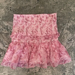 Kjol - Superfin kjol i storlek S. Nästan aldrig använd❤️