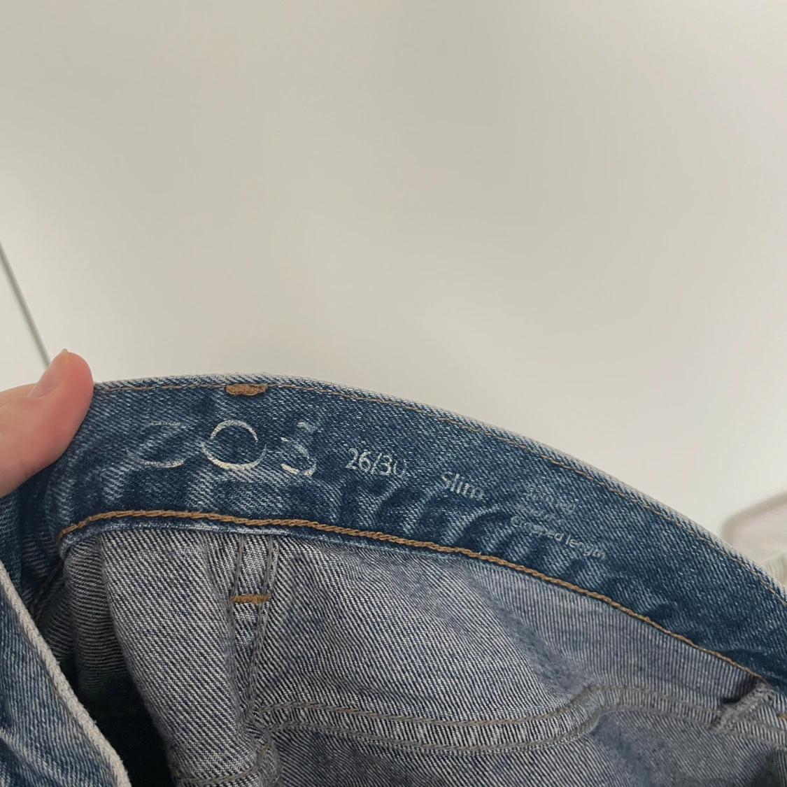 Mörkblå Cos jeans - 91