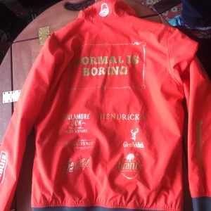 Sail racing jacka  - Small jacka väldigt fint skick 