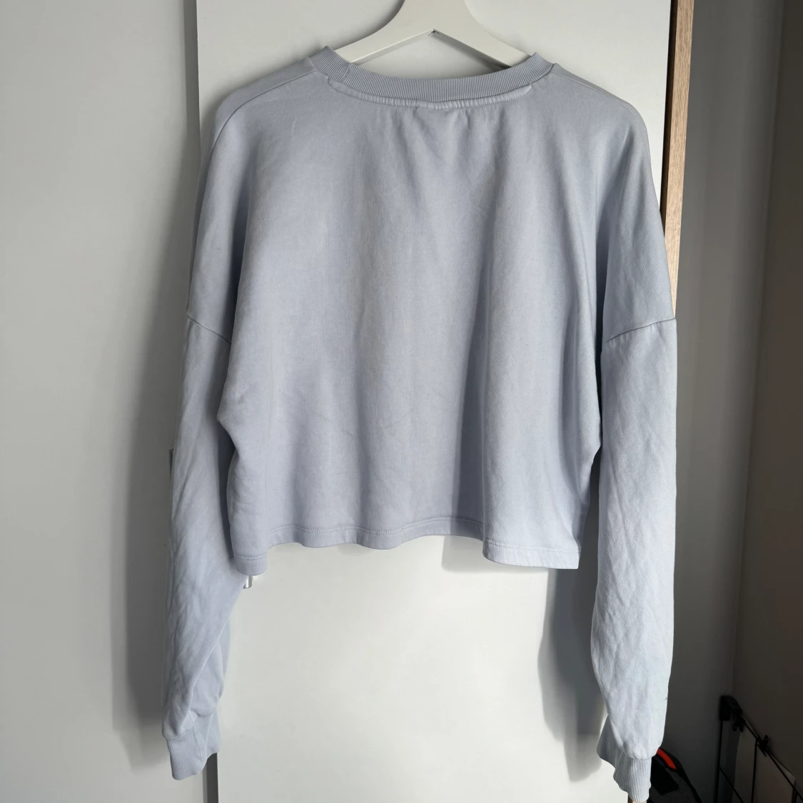 Croppad Crewneck - 90