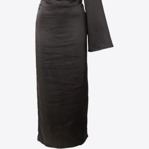 Siden klänning Gina tricot  - Sån fin klänning! Aldfig använd endast testad