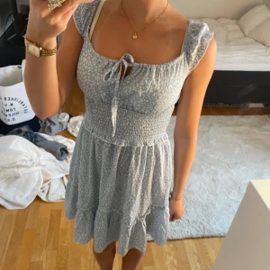 Söt sommarklänning - Super för klänning, perfekt till sommaren🩷