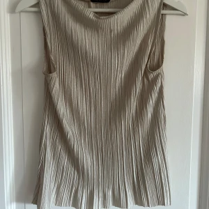 Linne  - Topp från stockh lm