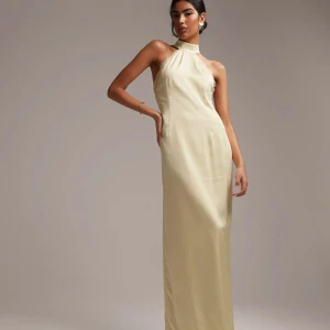 Balklänning st 40 - Från asos, ej använd, prislapp kvar