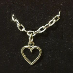 Halsband  - Handgjort från eget smyckesföretag 