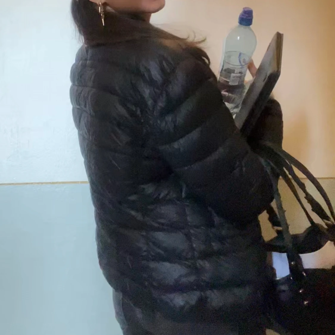 Svart dunjacka  - 91