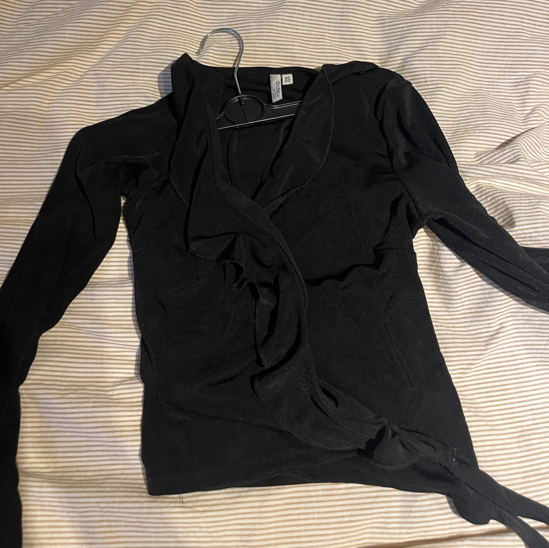 Knytning omlotttröja