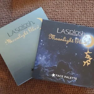 LaSplash moonlightglow  - 4shades face palette 2,8g each, with two different blush , one contour and one setting powder. Har två 80kr/styck Självklart i nyskick/oöppnad 