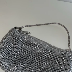 Glitter väska  - Glittrig väska. Perfekt till bal eller fest