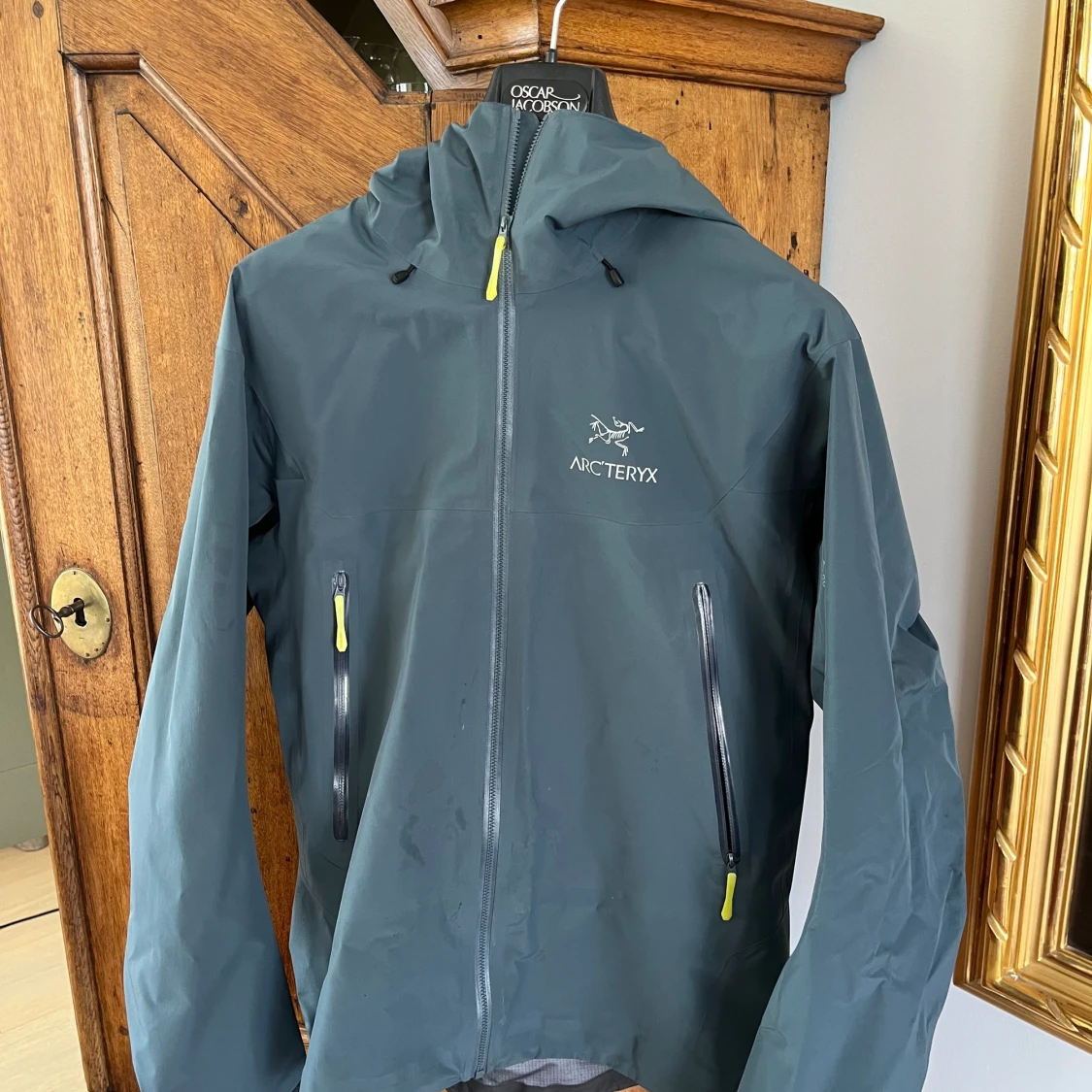 Arcteryx skaljacka