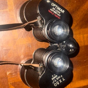 Kikare  - Gammal kikare pris bud finns i Örebro kan skickas mot porto 