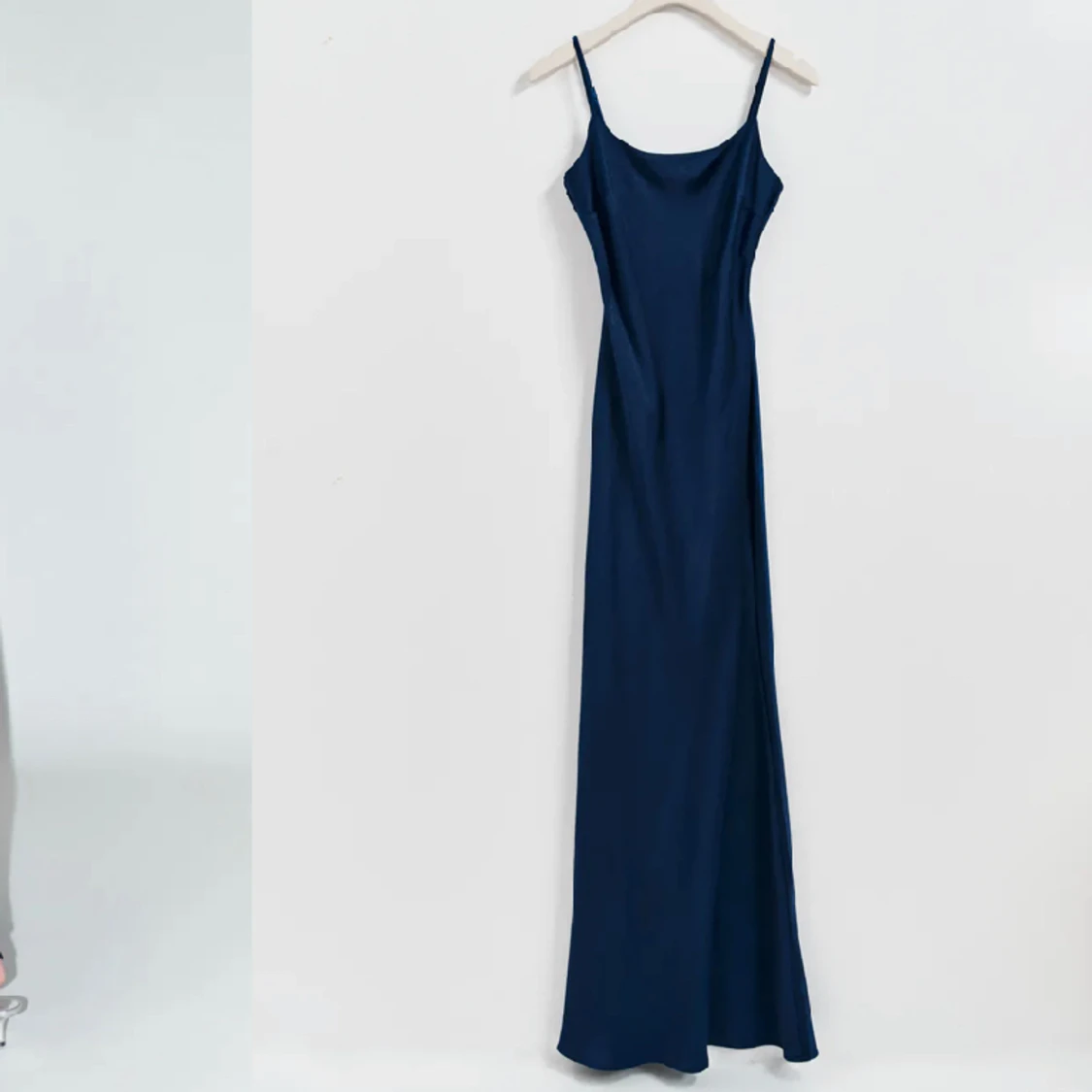 Satin klänning  - 90