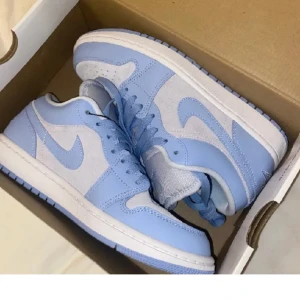 Nike  - Har aldrig använts jätte snygga  jätte bra skick 