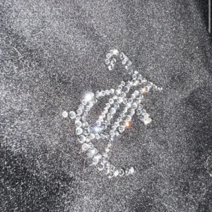 Juicy byxor  - Fina, använda och nån liten slitage som ej märks inte 